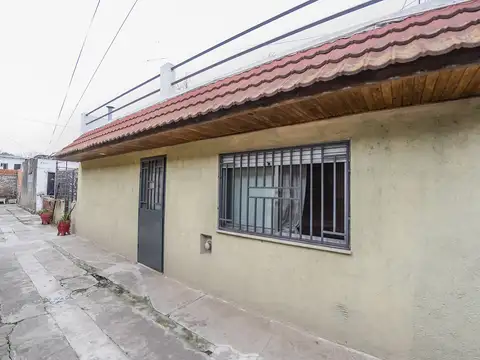 Casa en Venta en Azcuenaga, Rosario