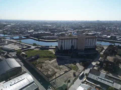 Alquiler Terreno en  Avellaneda - 10.000 m2