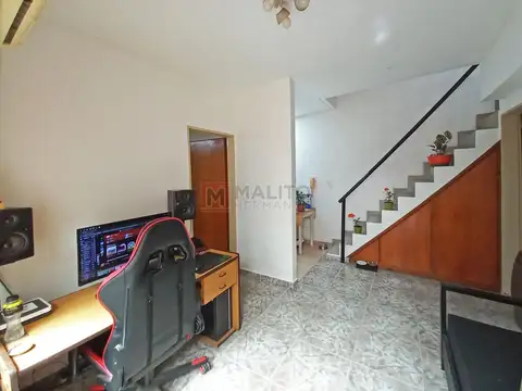 Depto Tipo Casa en Venta de 2 ambientes
