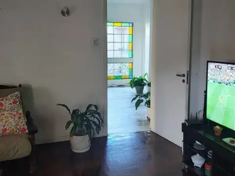 VENTA CASA 4 AMB VILLA BALLESTER. Con Cochera, parrilla y Quincho.