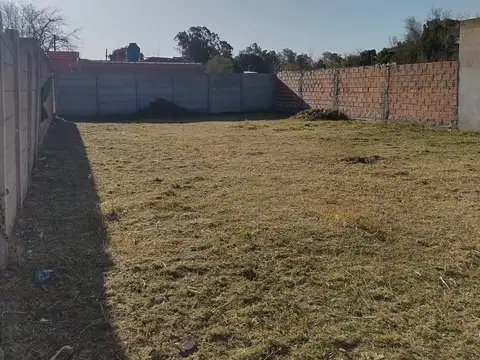 Venta de lote en Ministro Rivadavia
