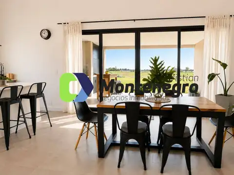 Casa en Venta en Area 60, USD 250.000