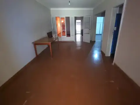 Depto Tipo Casa 4 ambientes con 3 baños