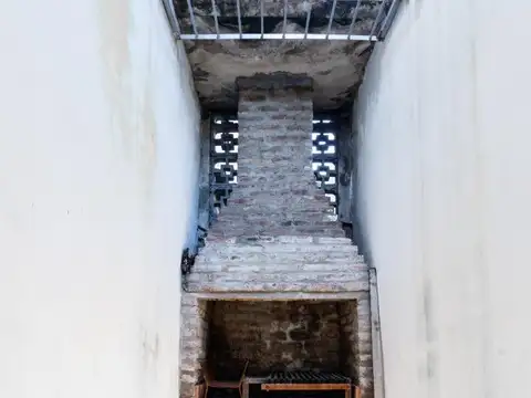 Depto Tipo Casa en Venta en Parque Chas, USD 80.000