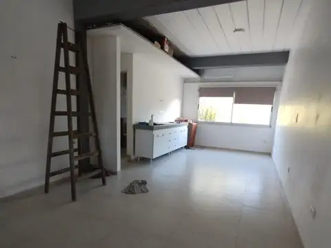 Departamento en Alquiler en Manuel B Gonnet, $ 375.000