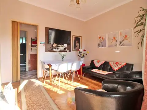 Venta Casa y Apto 6 Dormitorios Villa Española