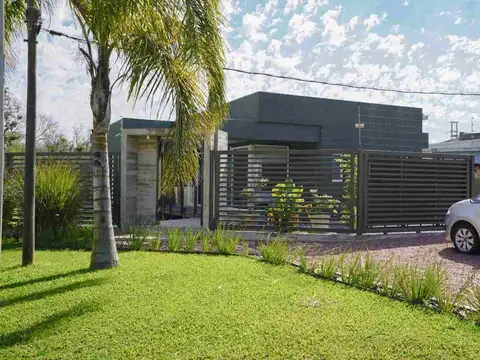 Vendo Casa 3 dormitorios 3 baños piscina Pando