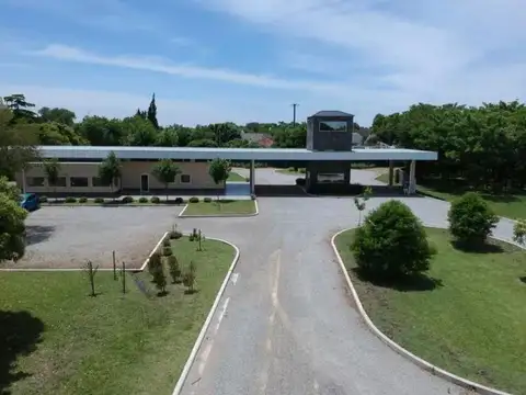 Gral. Alvear  al 900