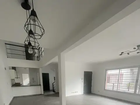 Departamento en Alquiler de 6 ambientes