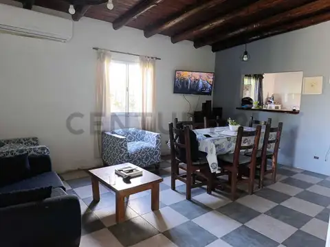 Casa en Venta con 1 cochera