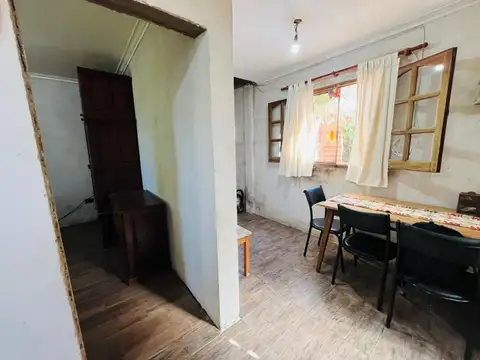 Casa 2 ambientes con 1 baño