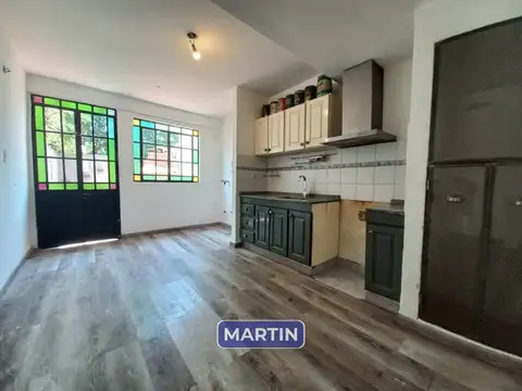 Dúplex en venta de 2 dormitorios c/ cochera en Bella Vista