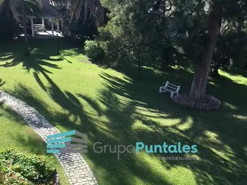 Terreno  lote en lo mejor de Monte Grande de 5118 m2 apto desarrollo R2 todos los servicios