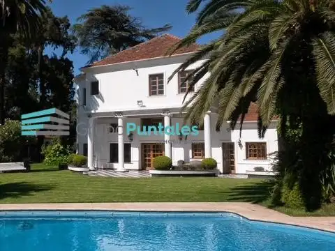 Terreno  lote en lo mejor de Monte Grande de 5118 m2 apto desarrollo R2 todos los servicios