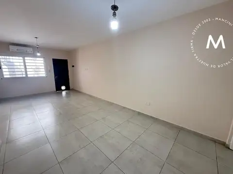 Depto Tipo Casa en Venta 4 años
