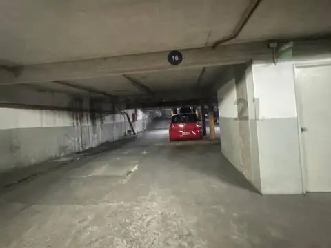 Adolfo Alsina 1600, Piso 0