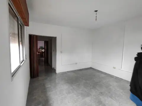 Casa en Venta en Alberdi, USD 150.000