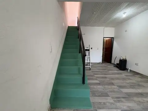 Casa 2 ambientes con 1 baño