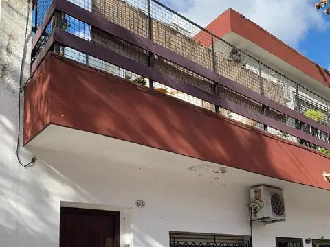 PH de 3 ambientes en venta en Boedo con terraza