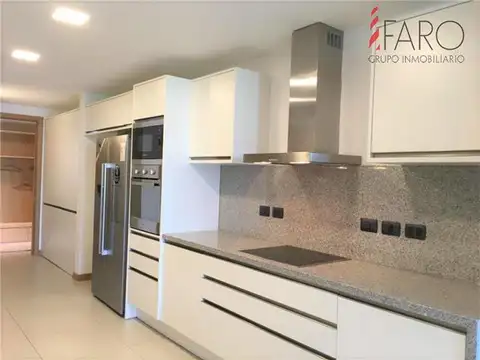 Departamento 4 ambientes con 3 baños