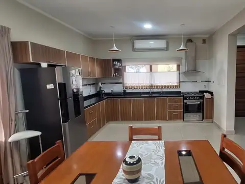 Casa en Alquiler en Salta, $ 1.500.000