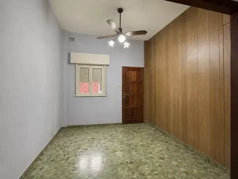 Depto Tipo Casa en Alquiler en Villa Dominico, $ 700.000