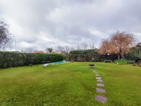 Casa en Alquiler Temporal en Santa María de los Olivos, USD 3.200