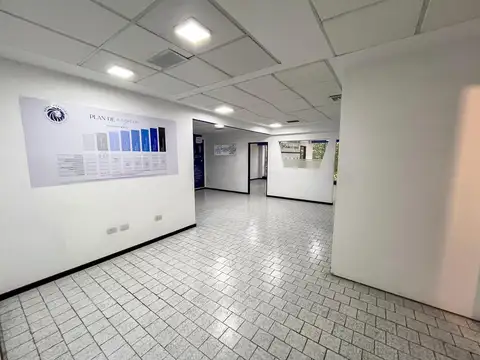 Oficina en Alquiler 40 años
