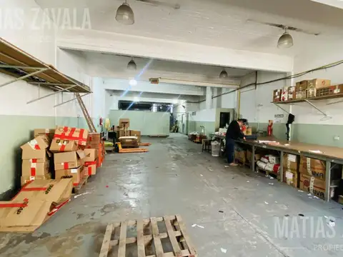 Galpon en Venta en Mataderos, USD 425.000