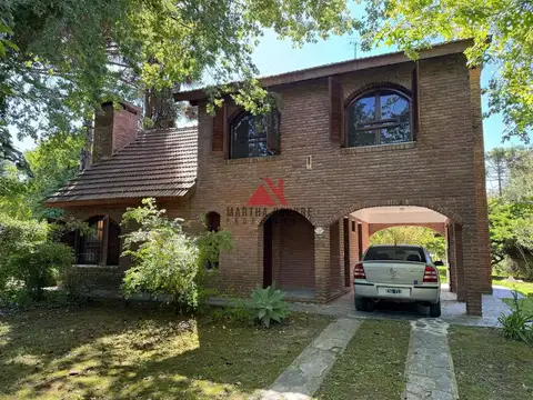 Casa  en Venta en Los Quinchos Club de Campo, Pilar, G.B.A. Zona Norte