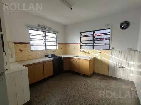 Depto Tipo Casa en Alquiler de 2 dormitorios