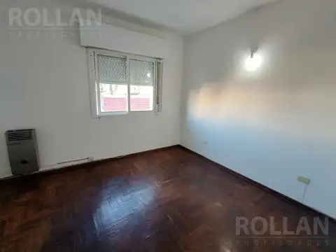 Depto Tipo Casa en Alquiler en Olivos, $ 1.200.000