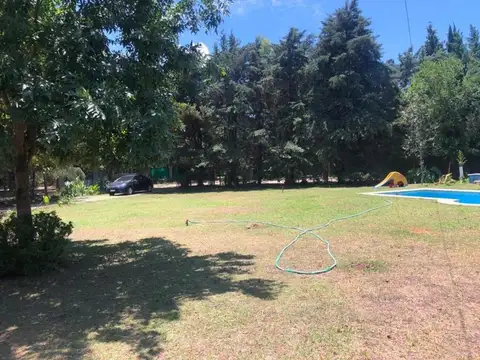 CASA EN VENTA :: 5 AMBIENTES :: PARQUE LELOIR :: 1613m2