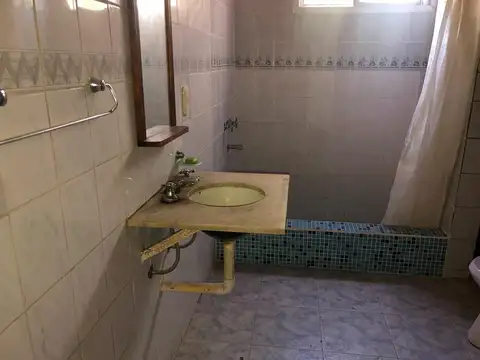 Casa en Venta en Barrio Parque Leloir, USD 260.000