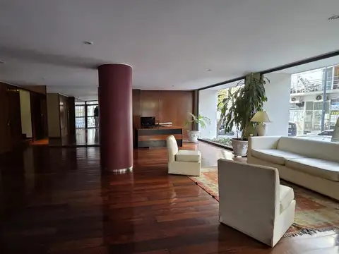 Departamento en Alquiler con 1 cocheras
