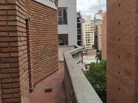 Balcarce 400, Piso 10 B