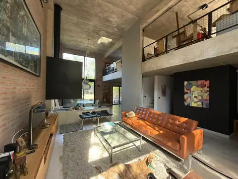 Casa moderna en alquiler, Beccar -  3 dormitorios en suite con vista al Rio