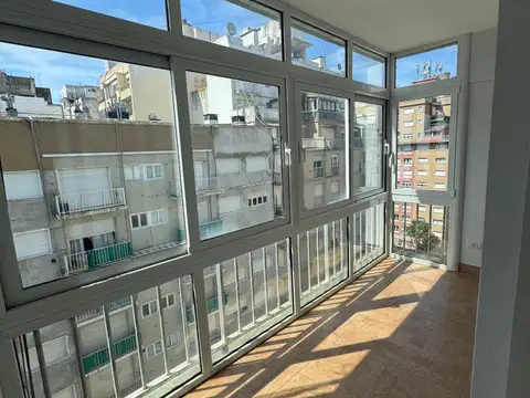 Departamento en Venta en Plaza Colon, USD 135.000