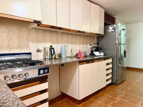 Departamento 4 ambientes con 3 baños