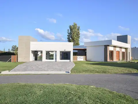 Casa en Venta en City Bell, USD 680.000