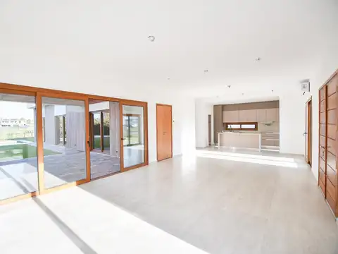 Casa en venta - Lomas de City Bell