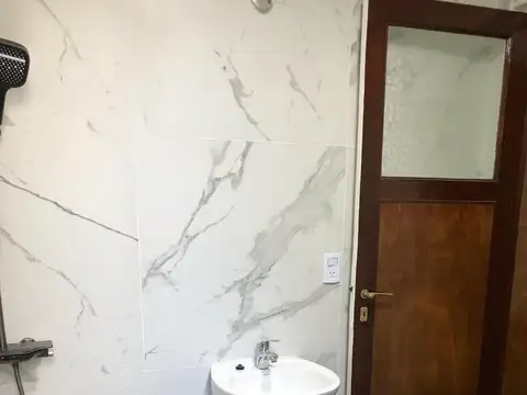 Avenida Rivadavia 2300