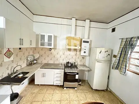 Casa en Venta en Alberdi, USD 68.000