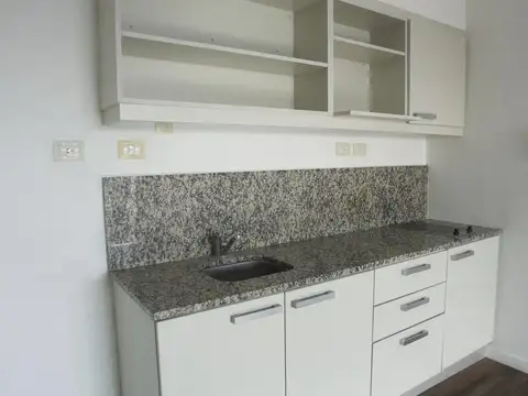 Departamento en Alquiler con 1 cocheras