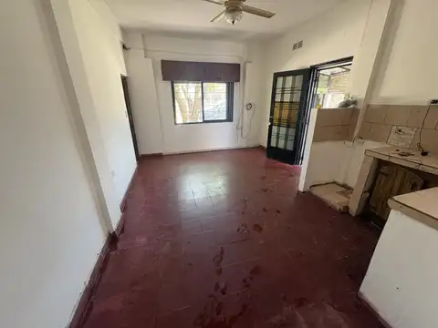 Depto Tipo Casa en Alquiler en Merlo, $ 450.000