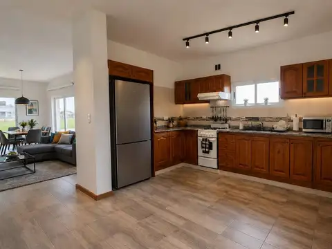 Casa en Alquiler en San Sebastian, USD 950