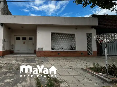 CASA EN VENTA - CAMPANA