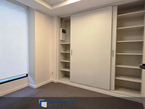 VENTA DE LOCAL DE 254 M2 MAS PATIO EN RETIRO