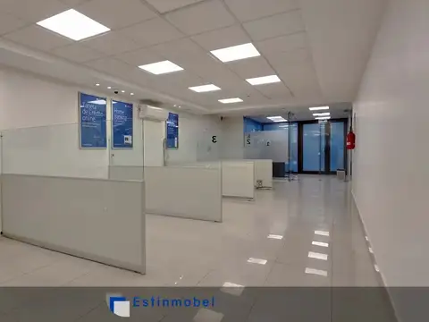 VENTA DE LOCAL DE 254 M2 MAS PATIO EN RETIRO