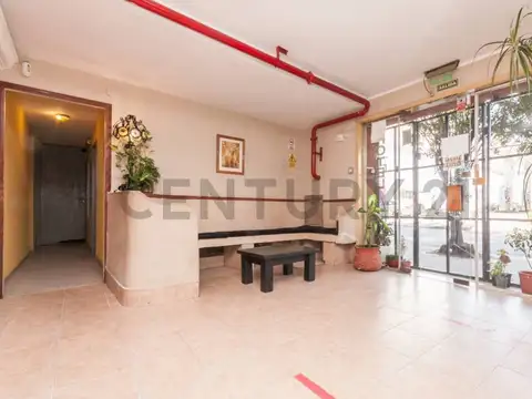 Santiago Del Estero 1600, Piso 0